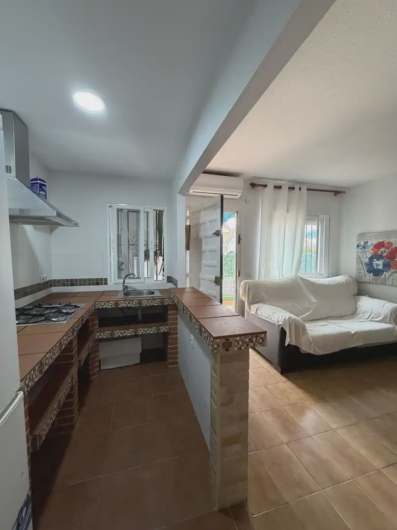 2 bedroom Townhouse for sale in Almonte with pool garage - € 175,000 (Ref: 9784222)