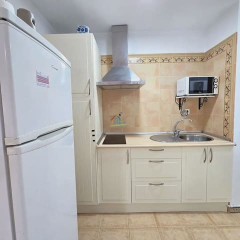 2 soveværelse Lejlighed til salg i Almonte med swimmingpool - € 135.000 (Ref: 9784223)