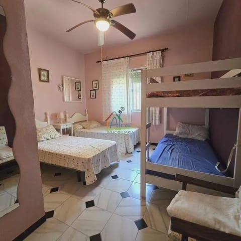 3 sovrum Villa till salu i Almonte med pool garage - 350 000 € (Ref: 9784224)