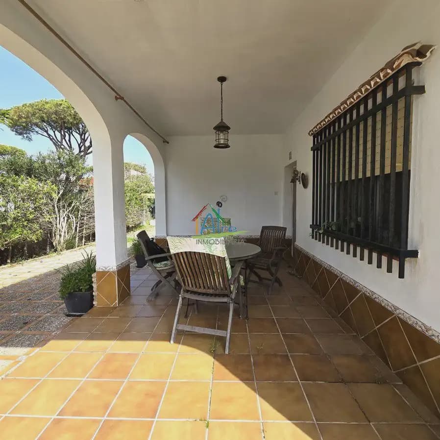 3 bedroom Villa for sale in Almonte with pool garage - € 350,000 (Ref: 9784224)