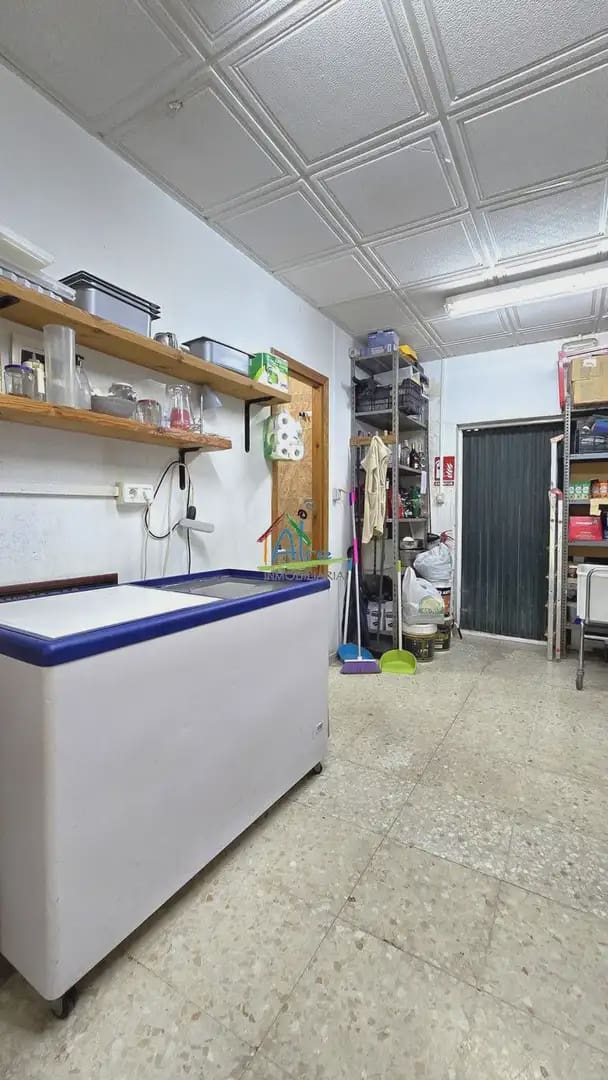 Commercial for sale in Almonte - € 180,000 (Ref: 9784225)