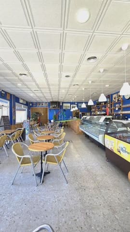 Kommersiell till salu i Almonte - 180 000 € (Ref: 9784225)