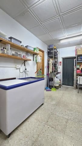 Kommersiell till salu i Almonte - 180 000 € (Ref: 9784225)