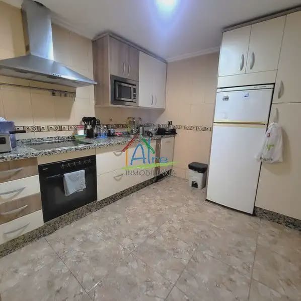 5 camera da letto Casa in vendita in Siviglia citta con garage - 180.000 € (Rif: 9784229)