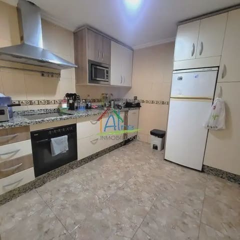 5 camera da letto Casa in vendita in Palmete, Siviglia città con garage - 180.000 € (Rif: 9784229)