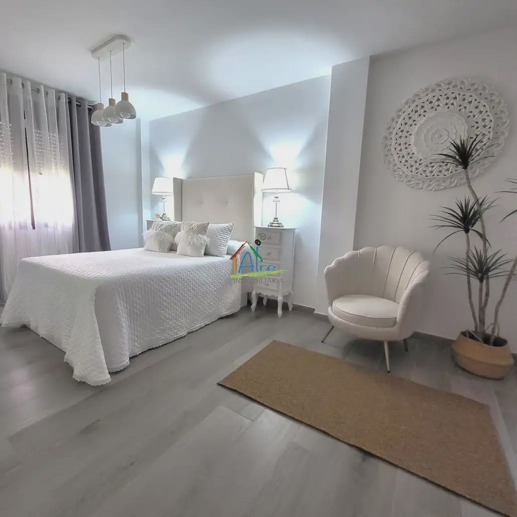 3 Zimmer Doppelhaus zu verkaufen in Almonte mit Garage - 469.000 € (Ref: 9784232)