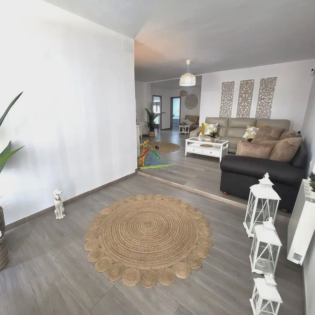 3 Zimmer Doppelhaus zu verkaufen in Almonte mit Garage - 469.000 € (Ref: 9784232)