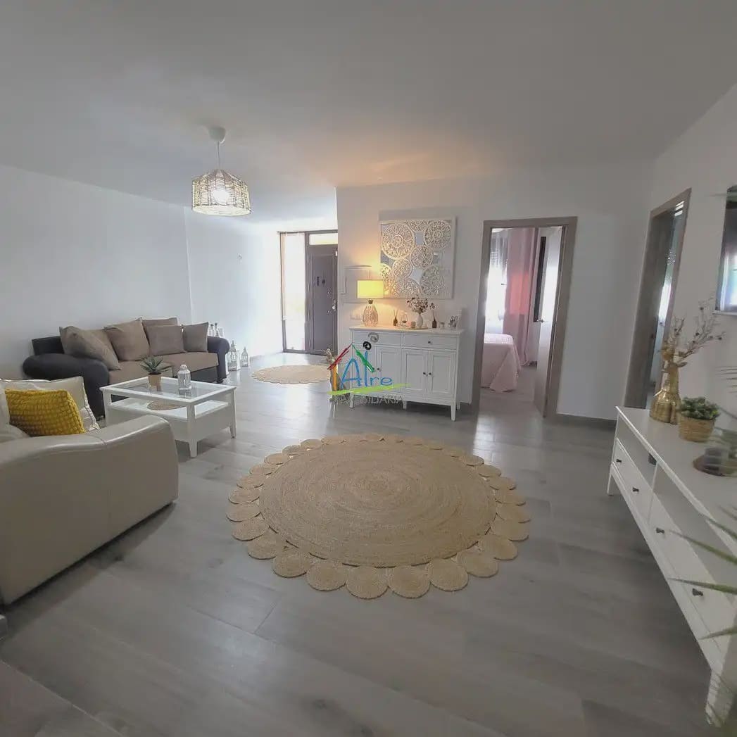 3 Zimmer Doppelhaus zu verkaufen in Almonte mit Garage - 469.000 € (Ref: 9784232)