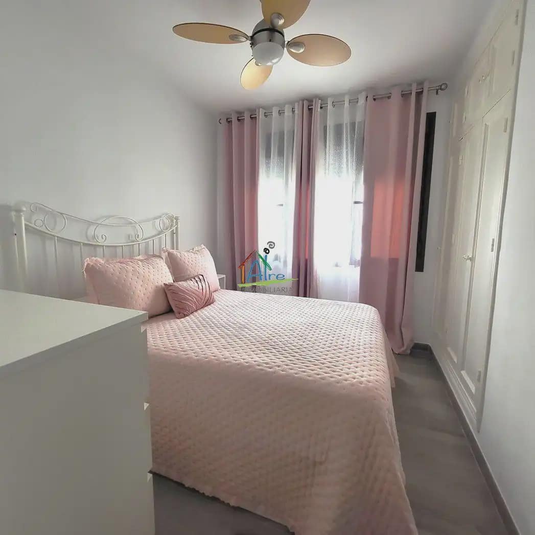 3 Zimmer Doppelhaus zu verkaufen in Almonte mit Garage - 469.000 € (Ref: 9784232)