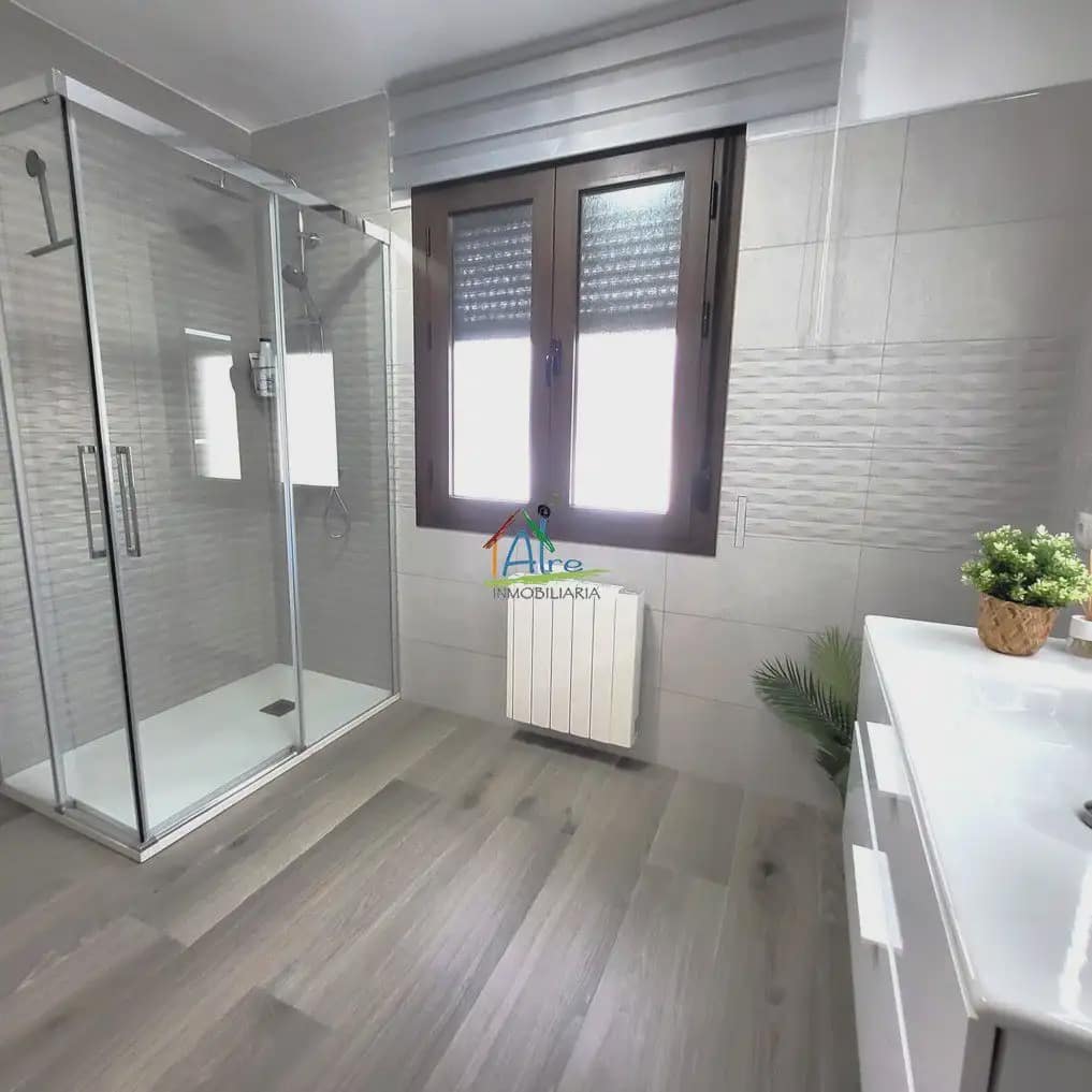 3 Zimmer Doppelhaus zu verkaufen in Almonte mit Garage - 469.000 € (Ref: 9784232)