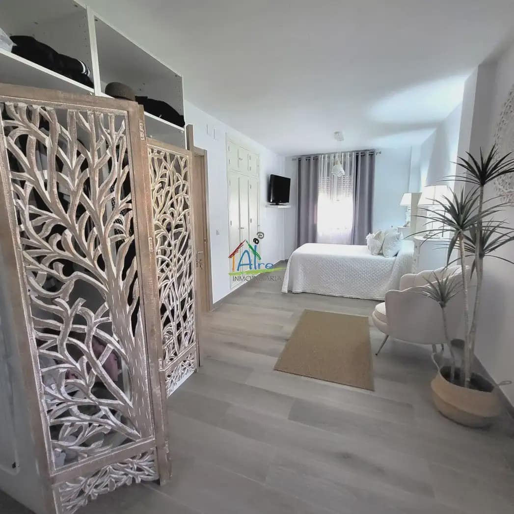 3 Zimmer Doppelhaus zu verkaufen in Almonte mit Garage - 469.000 € (Ref: 9784232)