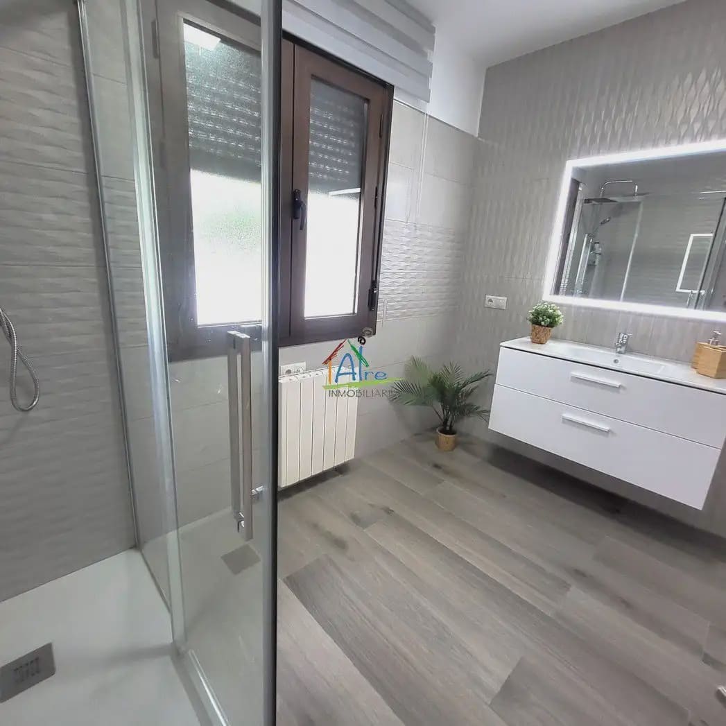 3 Zimmer Doppelhaus zu verkaufen in Almonte mit Garage - 469.000 € (Ref: 9784232)