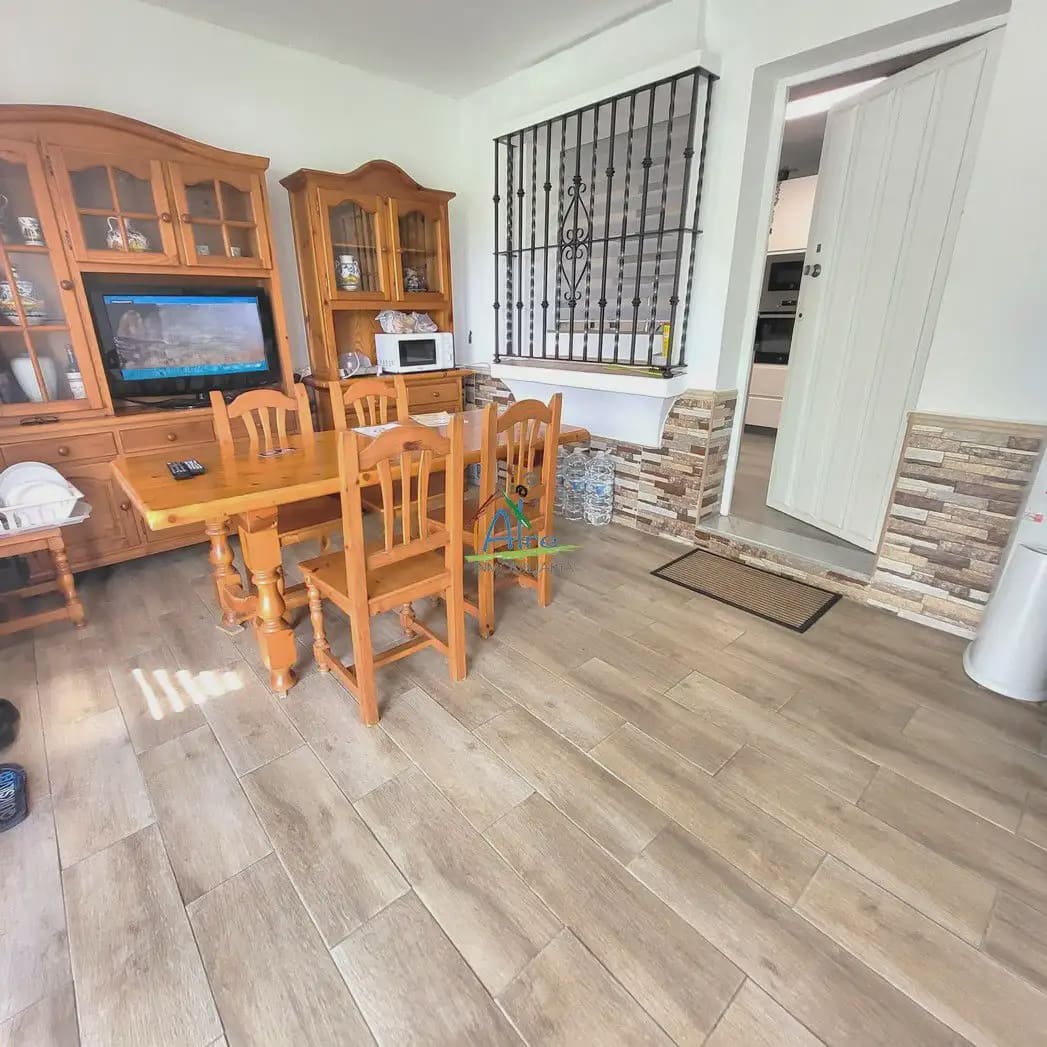 3 Zimmer Doppelhaus zu verkaufen in Almonte mit Garage - 469.000 € (Ref: 9784232)