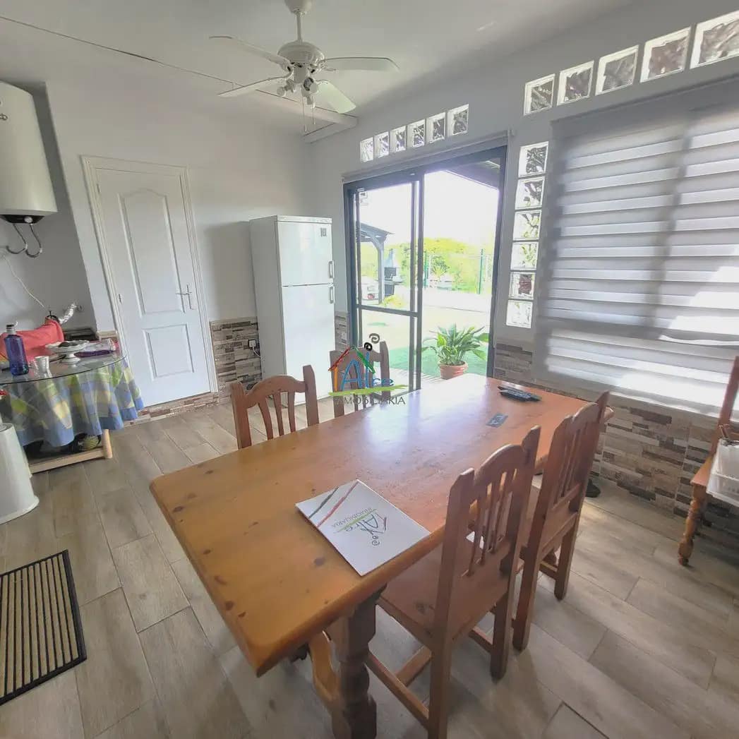 3 Zimmer Doppelhaus zu verkaufen in Almonte mit Garage - 469.000 € (Ref: 9784232)