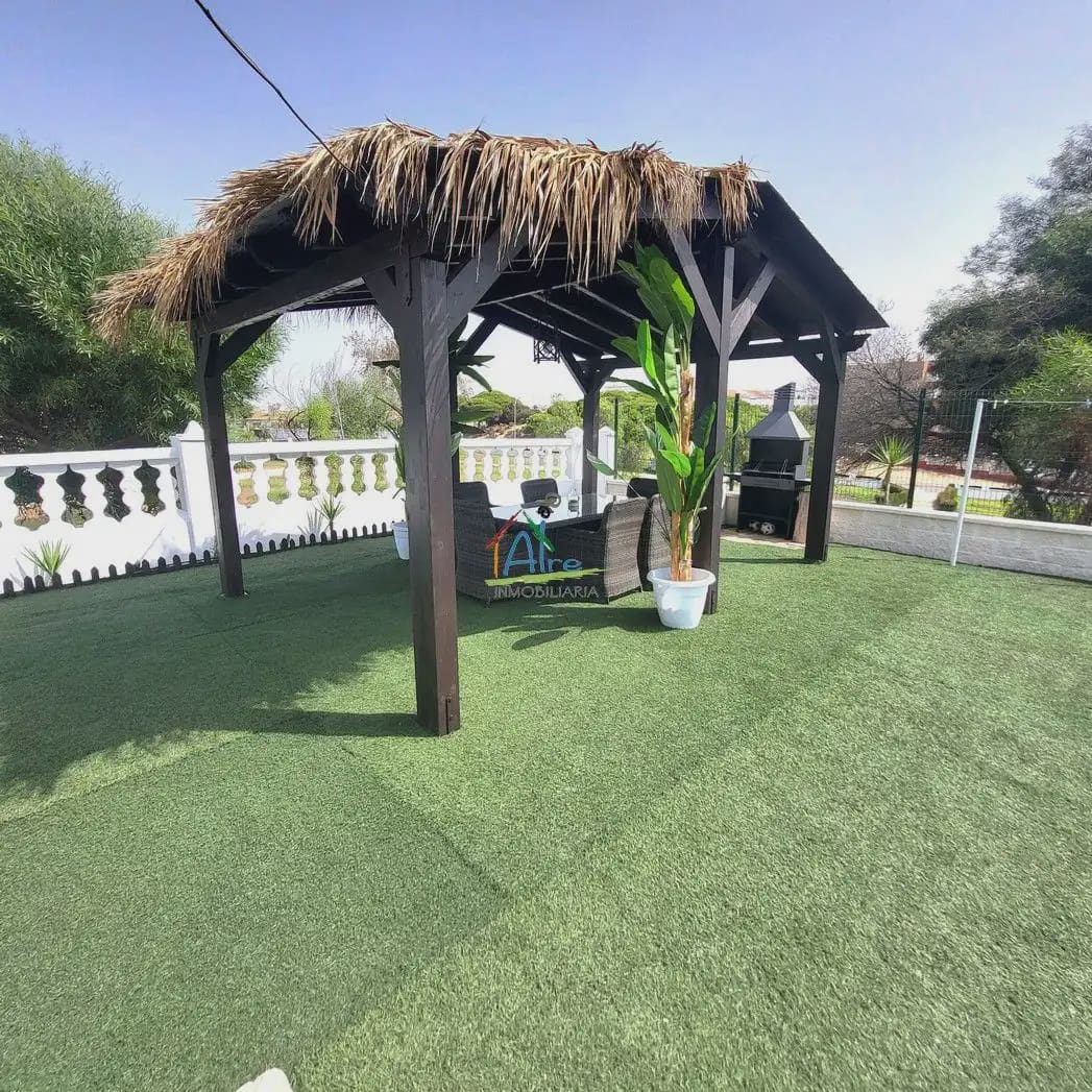 3 Zimmer Doppelhaus zu verkaufen in Almonte mit Garage - 469.000 € (Ref: 9784232)