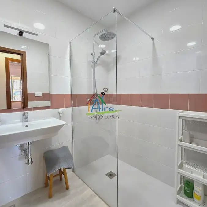 3 Zimmer Doppelhaus zu verkaufen in Almonte mit Garage - 350.000 € (Ref: 9784237)