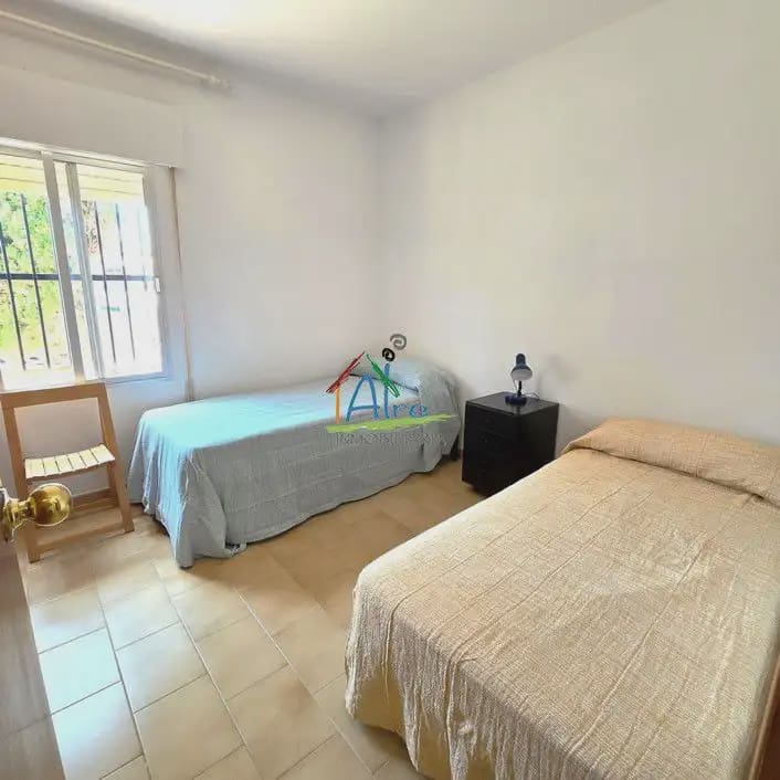 3 Zimmer Doppelhaus zu verkaufen in Almonte mit Garage - 350.000 € (Ref: 9784237)