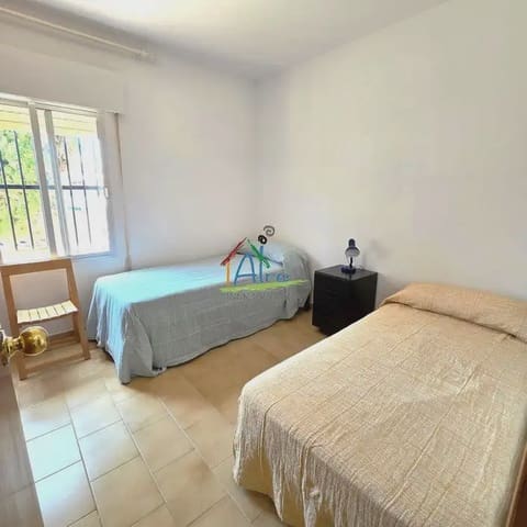 3 camera da letto Villetta Bifamiliare in vendita in Almonte con garage - 350.000 € (Rif: 9784237)