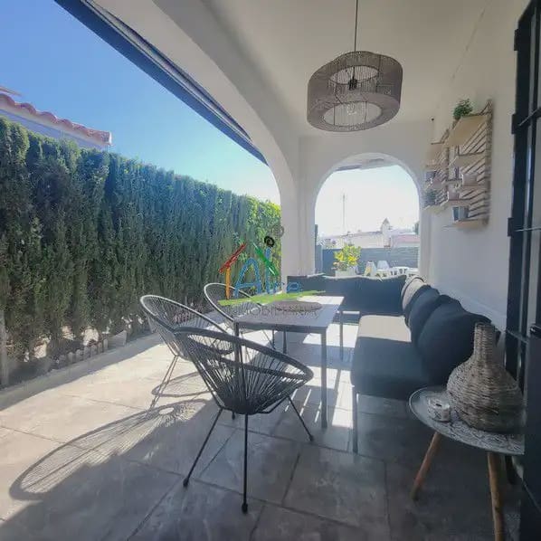 3 camera da letto Villetta a Schiera in vendita in Almonte con piscina - 300.000 € (Rif: 9784241)