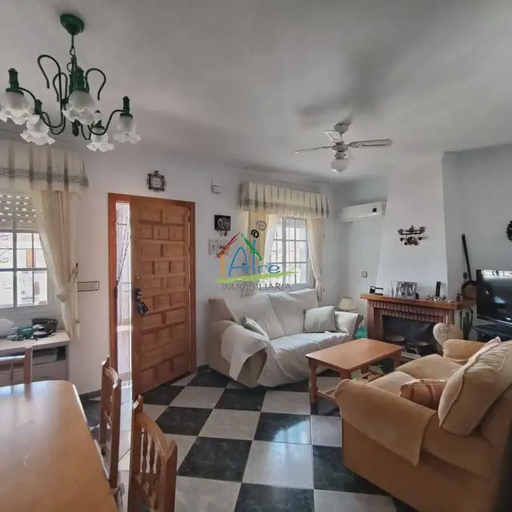 4 Zimmer Doppelhaus zu verkaufen in Almonte mit Garage - 320.000 € (Ref: 9784247)