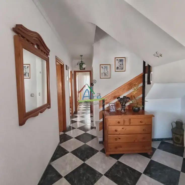 4 Zimmer Doppelhaus zu verkaufen in Almonte mit Garage - 320.000 € (Ref: 9784247)