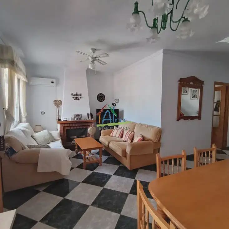 4 Zimmer Doppelhaus zu verkaufen in Almonte mit Garage - 320.000 € (Ref: 9784247)
