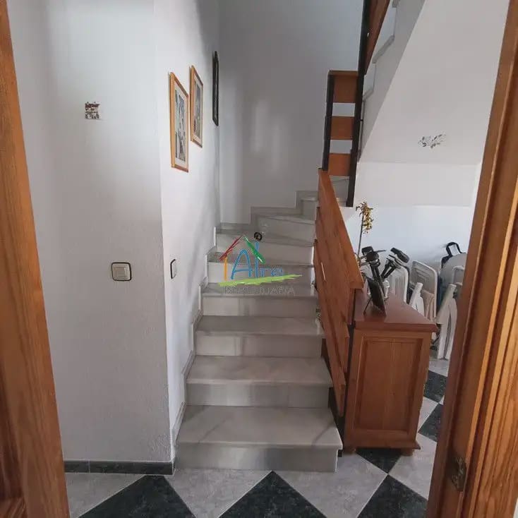 4 Zimmer Doppelhaus zu verkaufen in Almonte mit Garage - 320.000 € (Ref: 9784247)