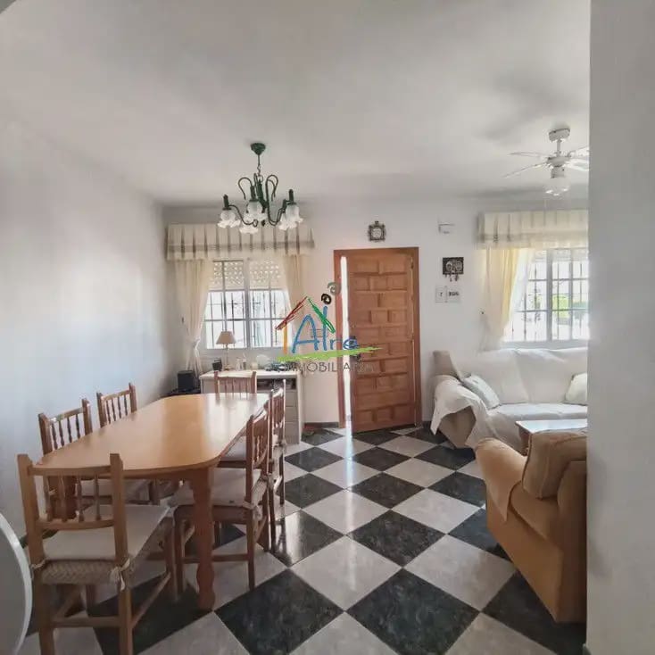 4 Zimmer Doppelhaus zu verkaufen in Almonte mit Garage - 320.000 € (Ref: 9784247)