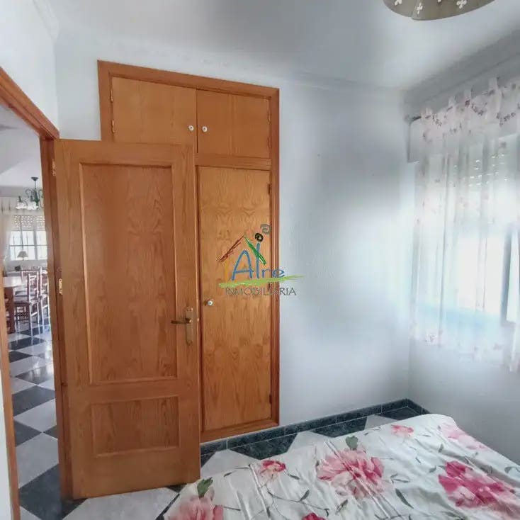 4 Zimmer Doppelhaus zu verkaufen in Almonte mit Garage - 320.000 € (Ref: 9784247)