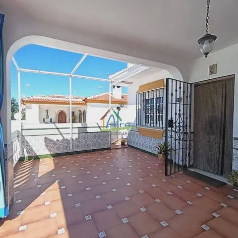 4 camera da letto Villetta Bifamiliare in vendita in Almonte con garage - 320.000 € (Rif: 9784247)