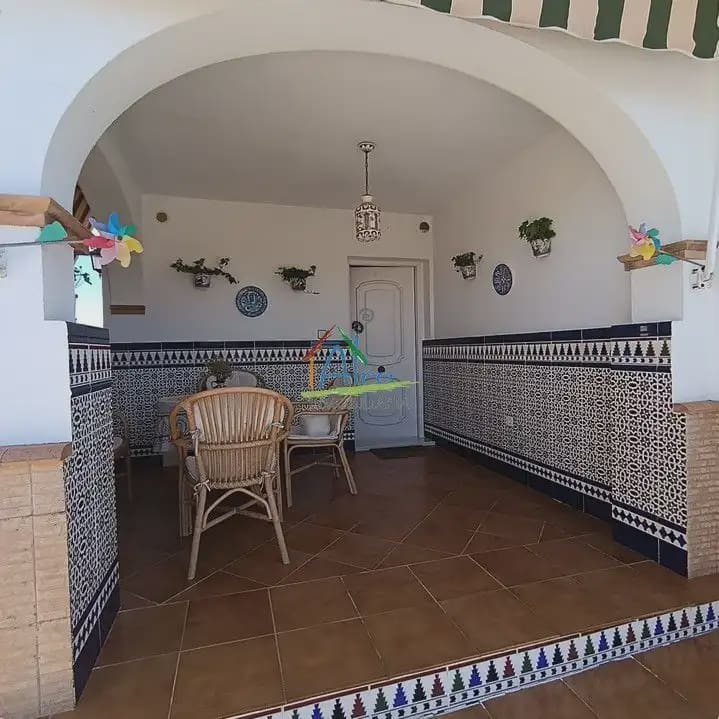 5 bedroom Villa for sale in Almonte with garage - € 320,000 (Ref: 9784248)
