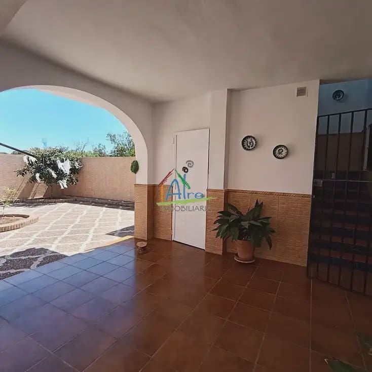 5 bedroom Villa for sale in Almonte with garage - € 320,000 (Ref: 9784248)