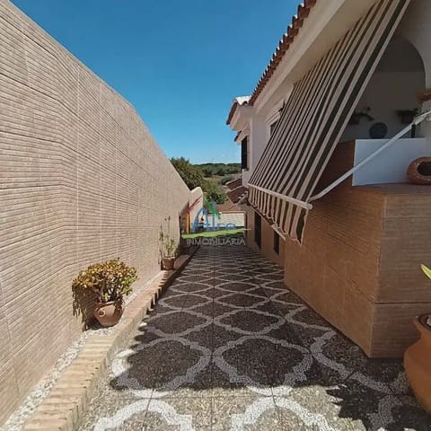 5 quarto Moradia para venda em Almonte com garagem - 320 000 € (Ref: 9784248)