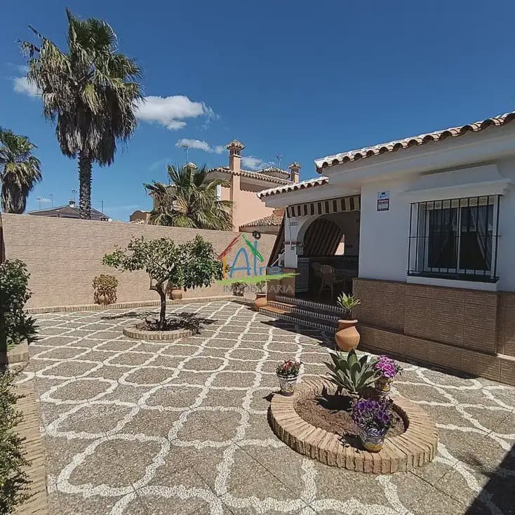 5 bedroom Villa for sale in Almonte with garage - € 320,000 (Ref: 9784248)