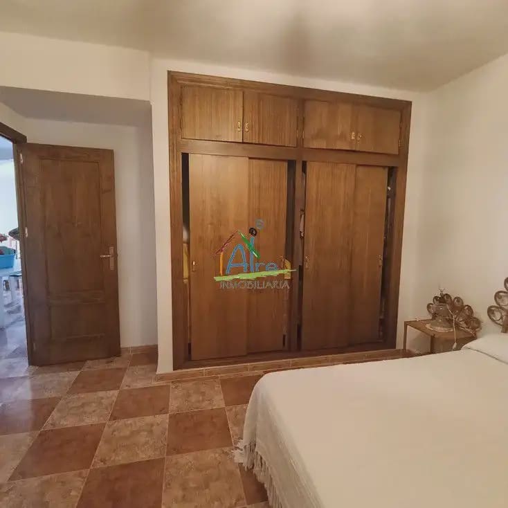 5 bedroom Villa for sale in Almonte with garage - € 320,000 (Ref: 9784248)