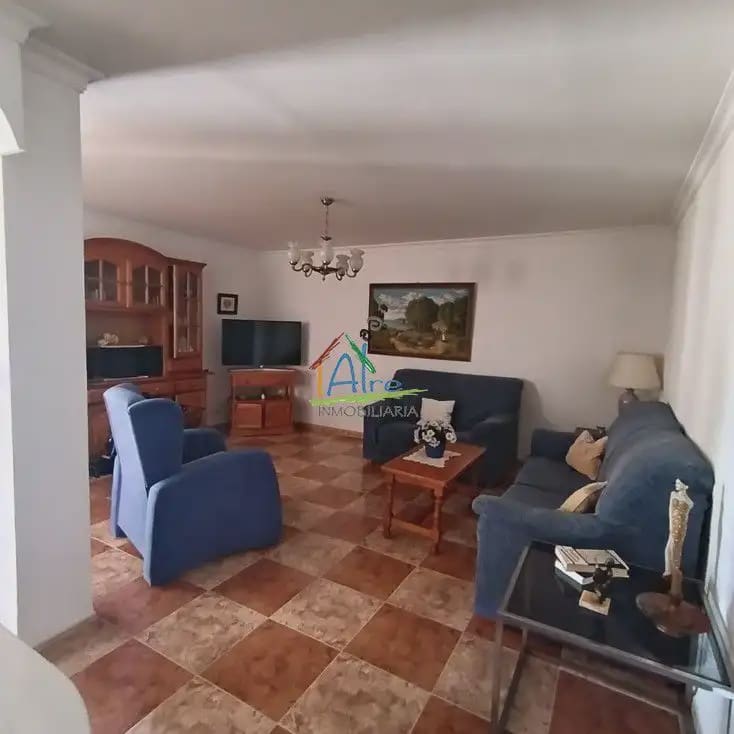 5 bedroom Villa for sale in Almonte with garage - € 320,000 (Ref: 9784248)