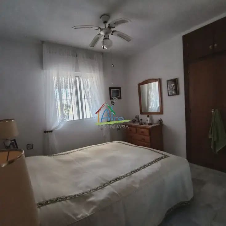 5 bedroom Villa for sale in Almonte with garage - € 320,000 (Ref: 9784248)