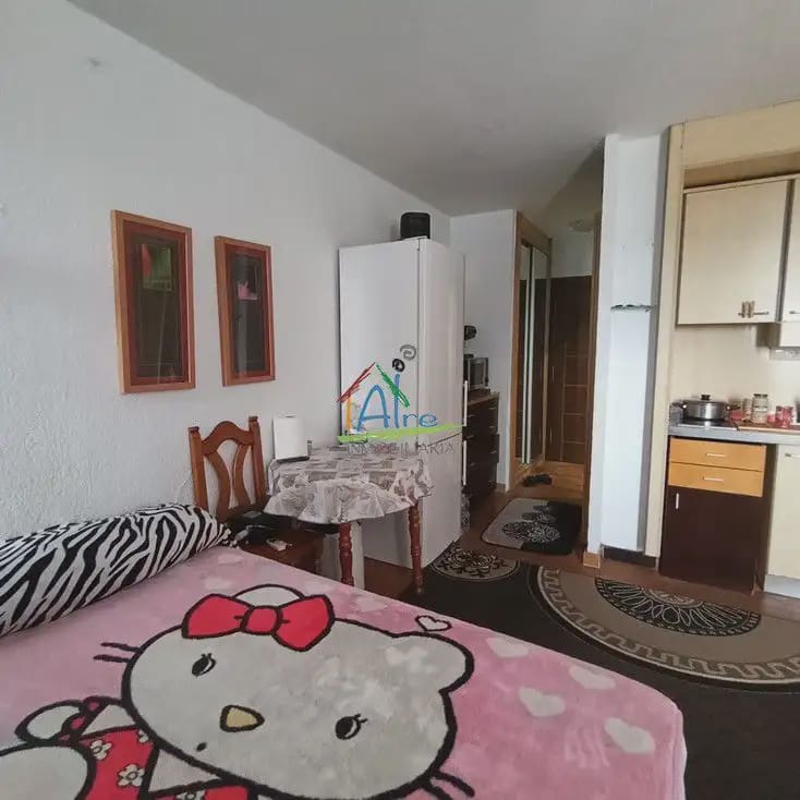 Studio til salgs i Almonte med svømmebasseng - € 100 000 (Ref: 9813460)