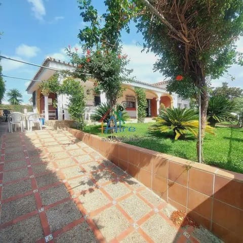 4 camera da letto Villa in vendita in Almonte con garage - 380.000 € (Rif: 9815062)