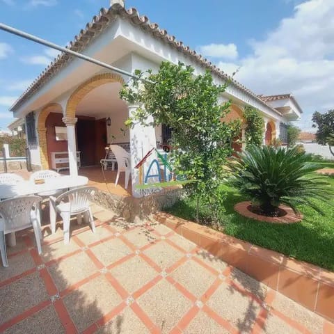 4 camera da letto Villa in vendita in Almonte con garage - 380.000 € (Rif: 9815062)