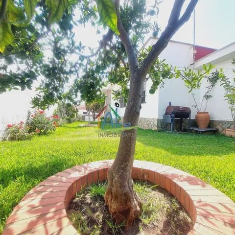 4 camera da letto Villa in vendita in Almonte con garage - 380.000 € (Rif: 9815062)