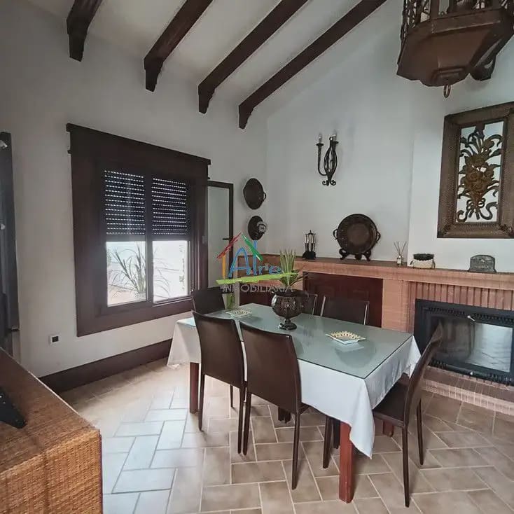 3 camera da letto Villa in vendita in Almonte con piscina garage - 600.000 € (Rif: 9825827)