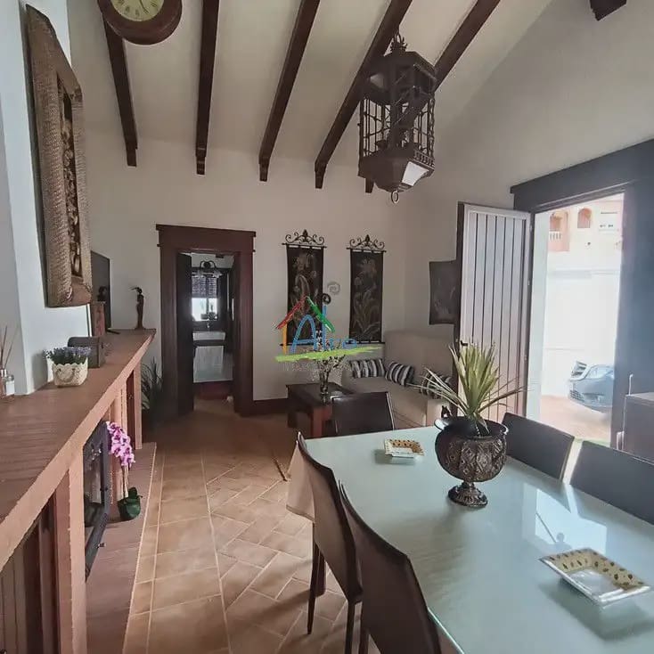 3 camera da letto Villa in vendita in Almonte con piscina garage - 600.000 € (Rif: 9825827)