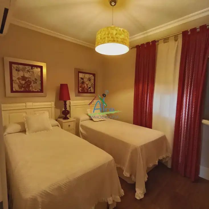 3 camera da letto Villa in vendita in Almonte con piscina garage - 600.000 € (Rif: 9825827)