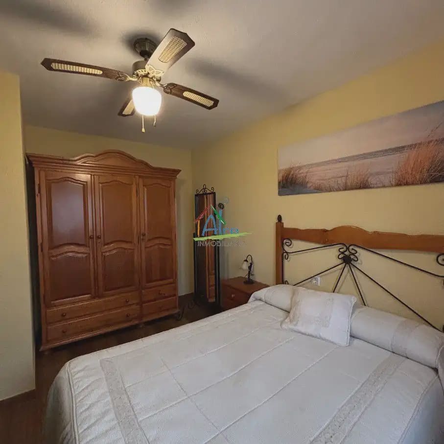 Piso de 3 habitaciones en Almonte en venta con piscina - 177.000 € (Ref: 9827599)
