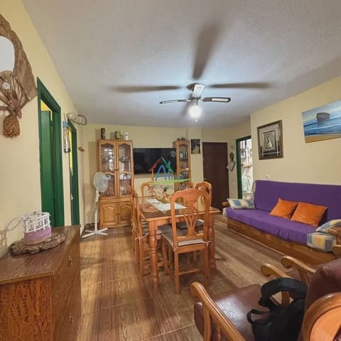 Piso de 3 habitaciones en Almonte en venta con piscina - 177.000 € (Ref: 9827599)