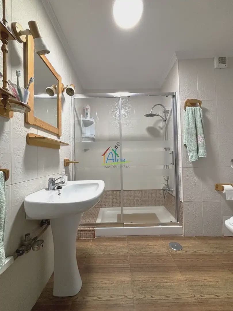 Piso de 3 habitaciones en Almonte en venta con piscina - 177.000 € (Ref: 9827599)