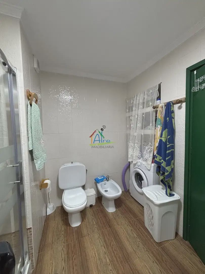 Piso de 3 habitaciones en Almonte en venta con piscina - 177.000 € (Ref: 9827599)