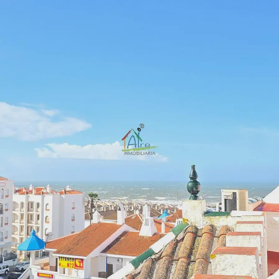 Piso de 3 habitaciones en Almonte en venta con piscina - 215.000 € (Ref: 9827600)