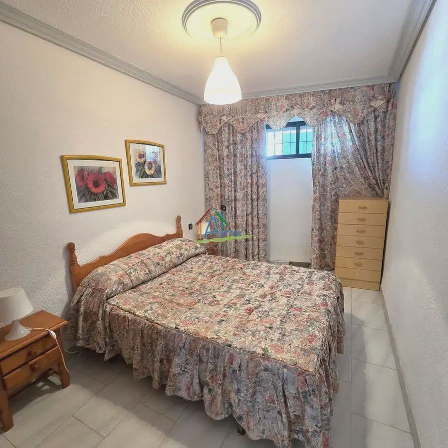 Piso de 3 habitaciones en Almonte en venta con piscina - 215.000 € (Ref: 9827600)
